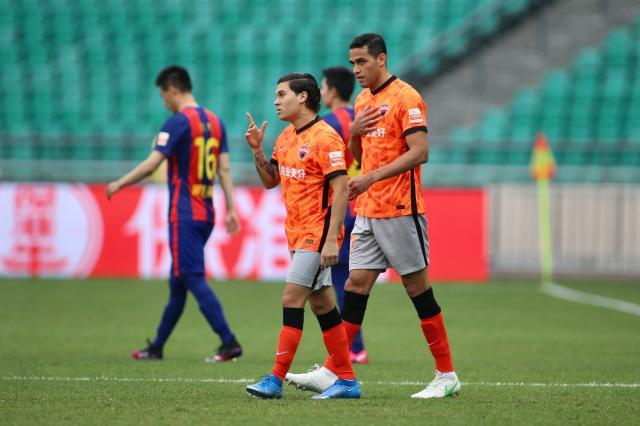 星空体育网页版-【中超】金特罗任意球中柱AK连失良机 深足0比0青岛