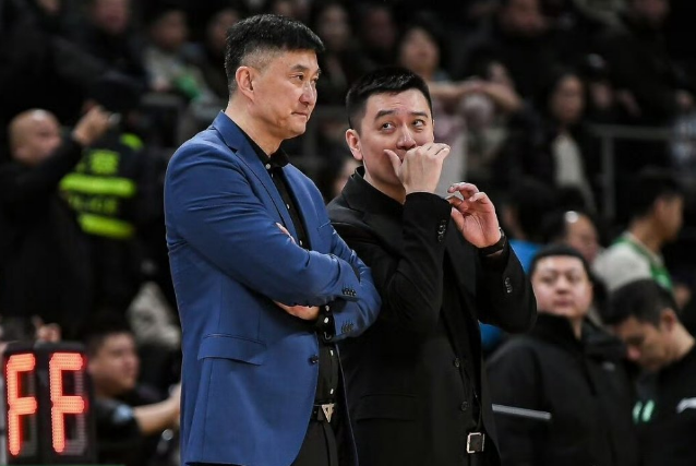 xingkong-杨鸣力挺杜锋:4个月前他还是全运冠军 达不到球迷预期马上喊下课